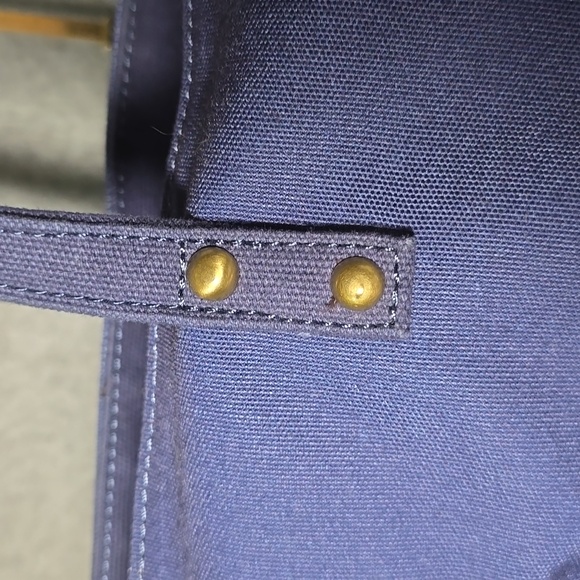 Mellow World Butterfly and Poppy Flower Print Tote Bag NWT - Picture 4 of 8